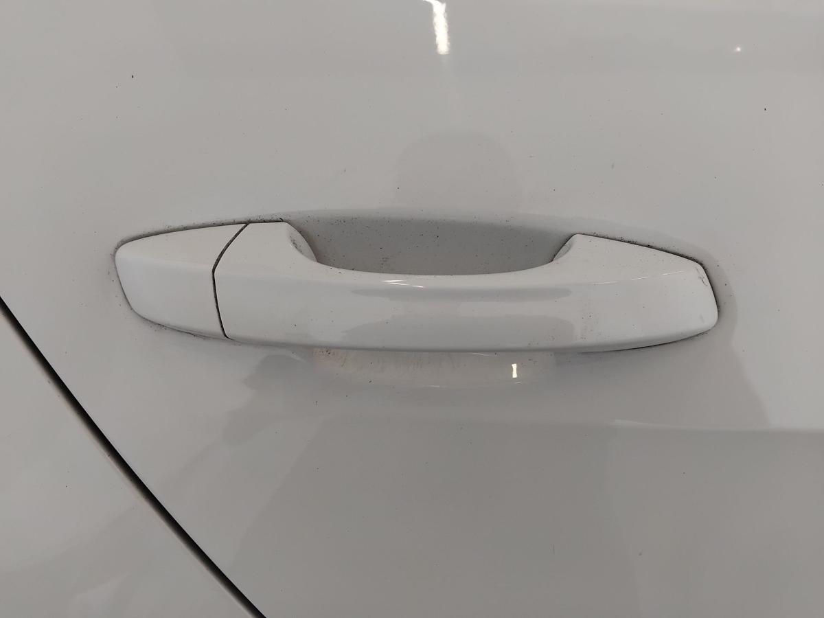 VW Golf 7 T&uuml;r hinten rechts LC9A pure white 5-t&uuml;rig Flie&szlig;heck BJ2019