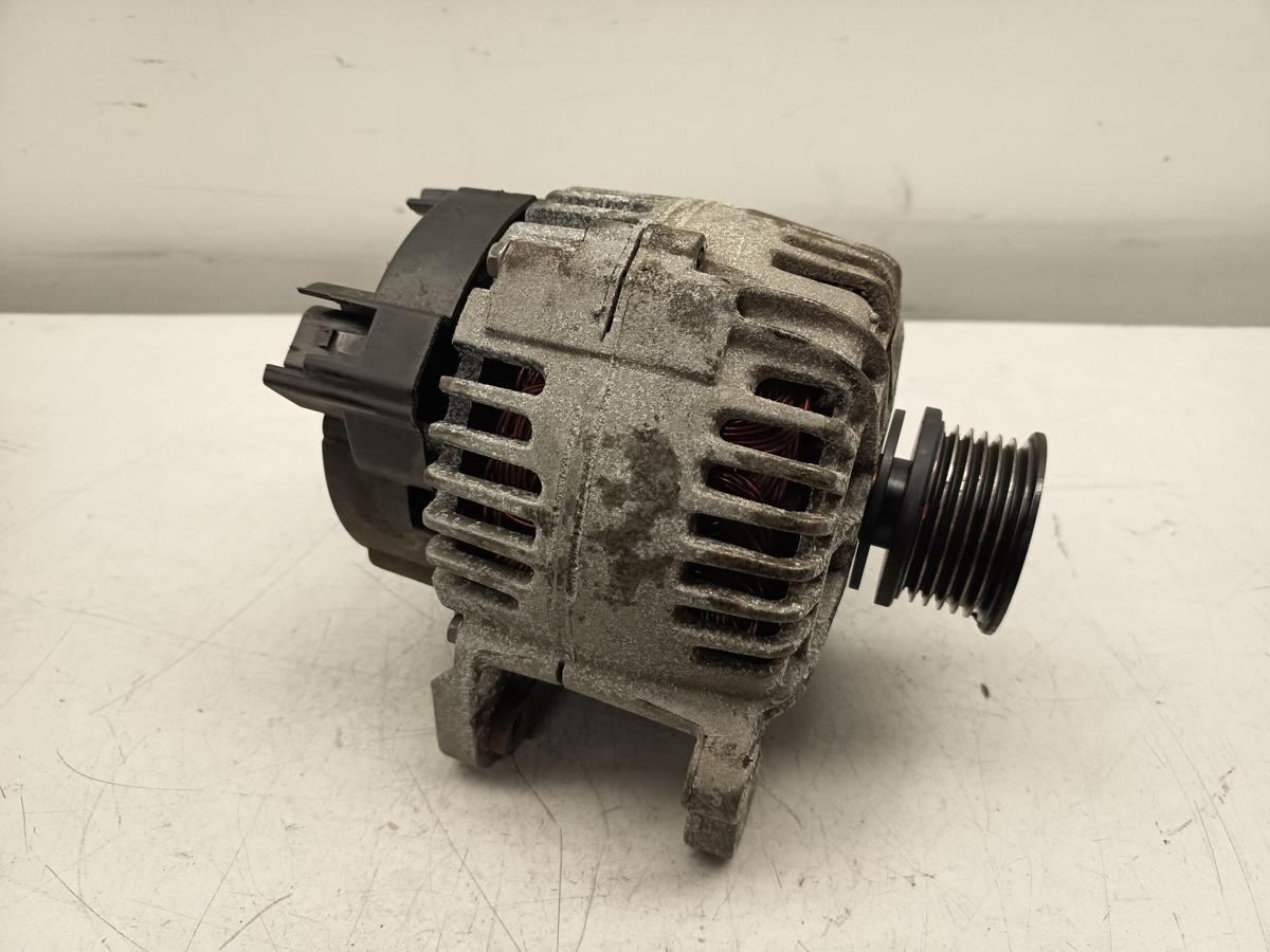 VW Golf V 5 original Lichtmaschine Generator 110A 1,4L 55KW Benzin Bj 2004
