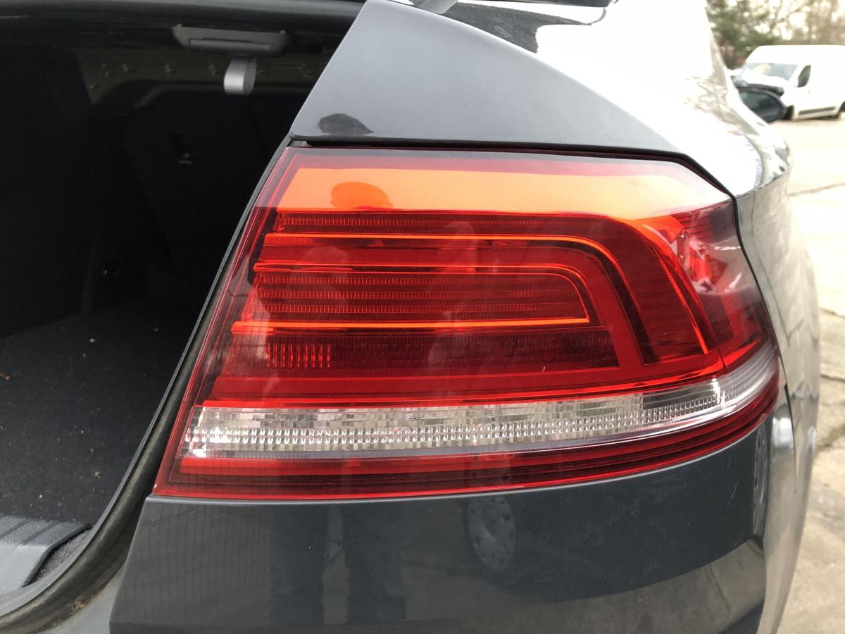 VW Passat 3G B8 Limo Rückleuchte rechts Rücklicht Außenteil mit LED Heckleuchte