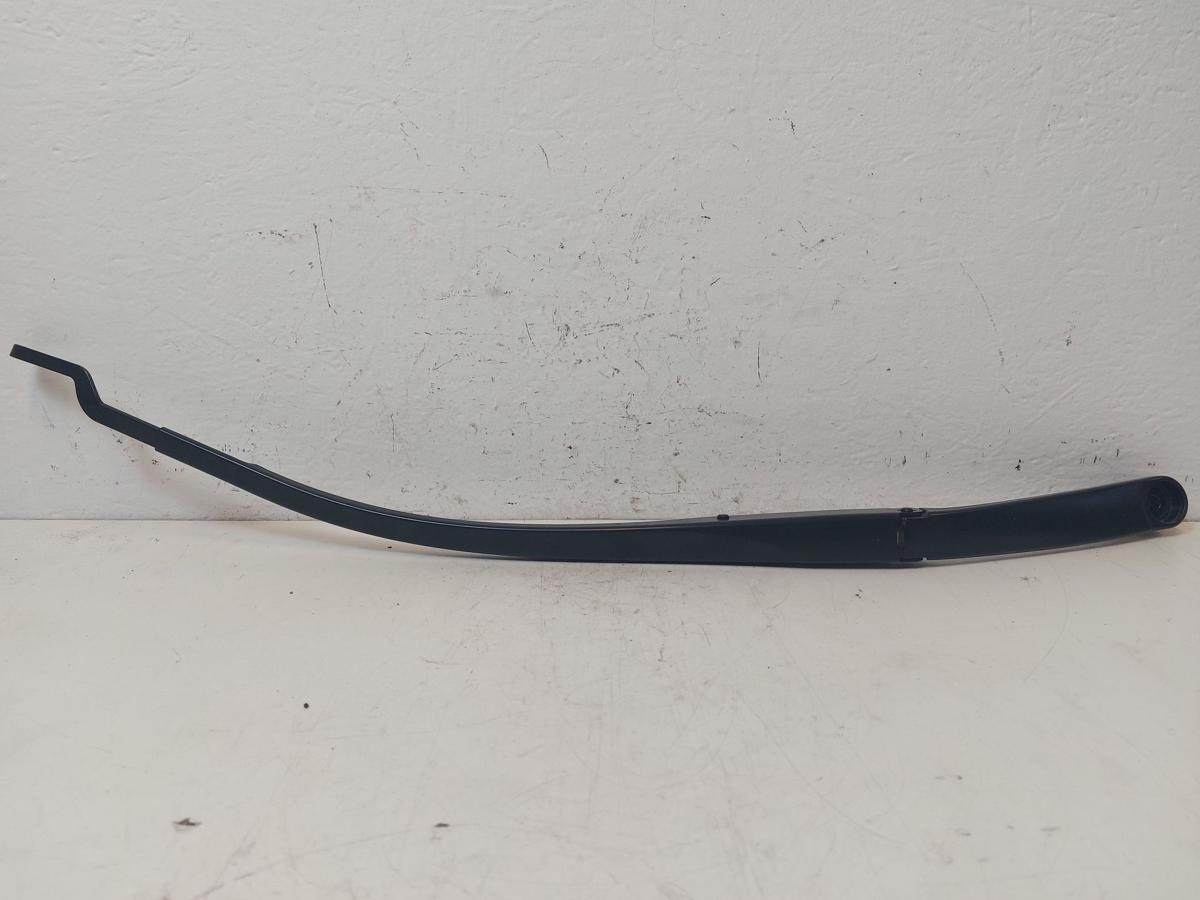 Hyundai i30 PD Mild Hybrid Wischerarm Scheibenwischerarm vorn rechts Beifahrer