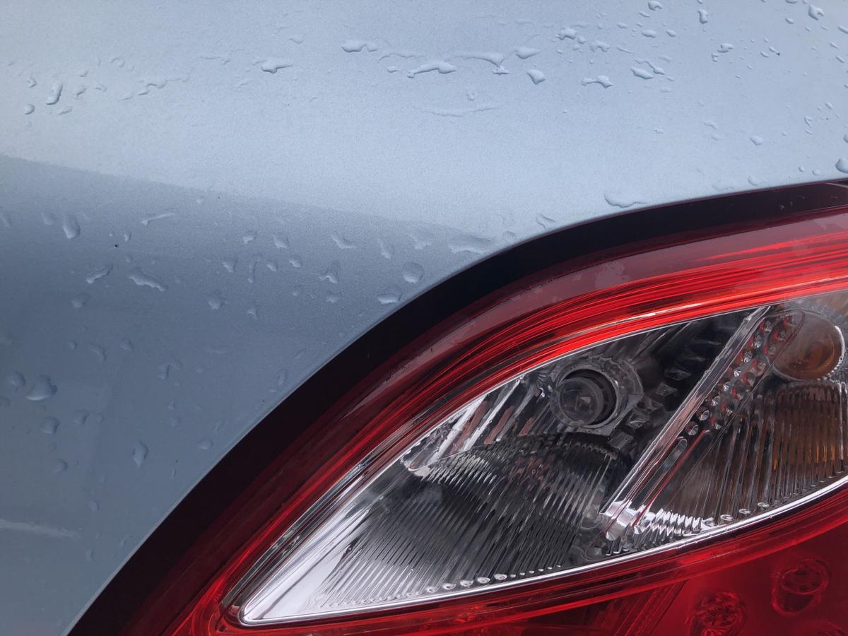 Mazda 2 Typ DE R&uuml;ckleuchte rechts R&uuml;cklicht Lampe hinten R&uuml;ckscheinwefer