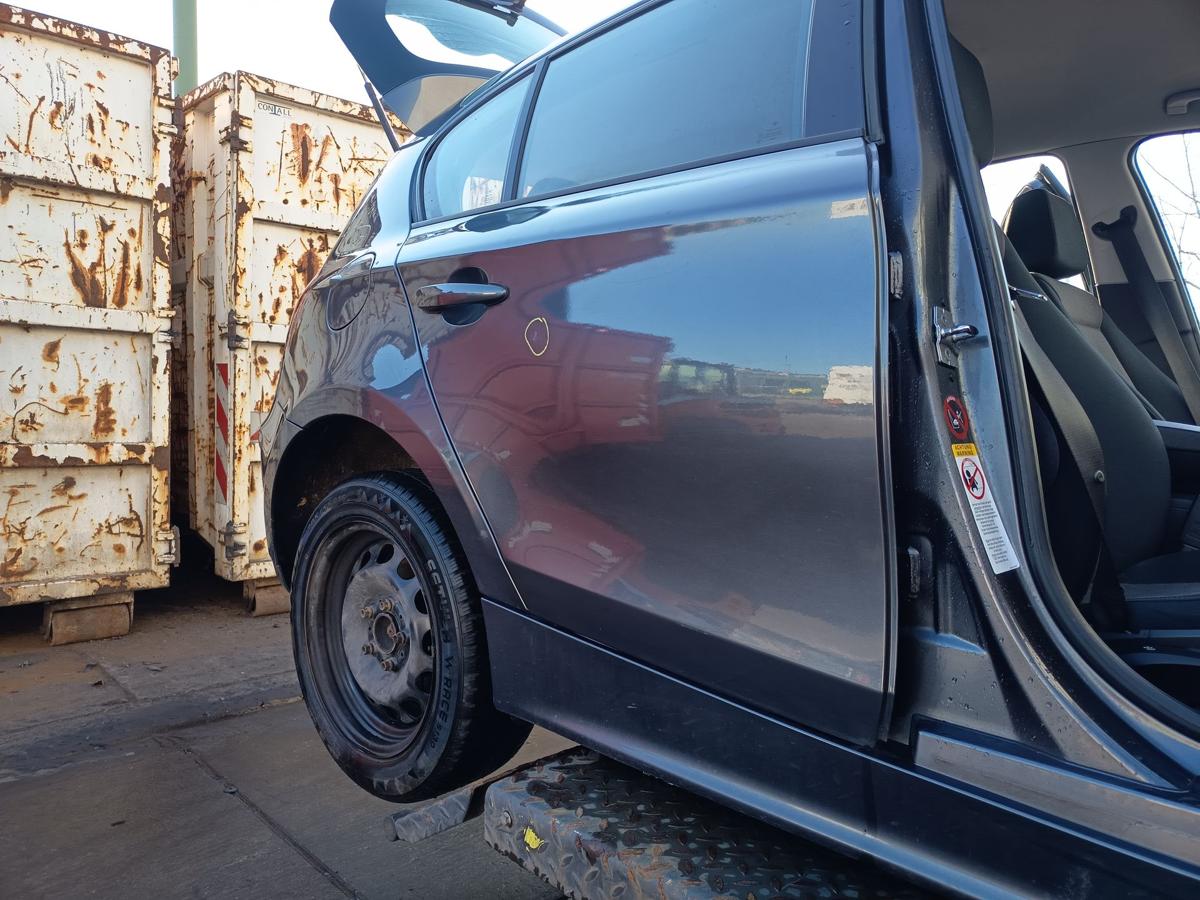 BMW E87 original T&uuml;r hinten rechts Fond A22 Sparkling graphite Bj 2005