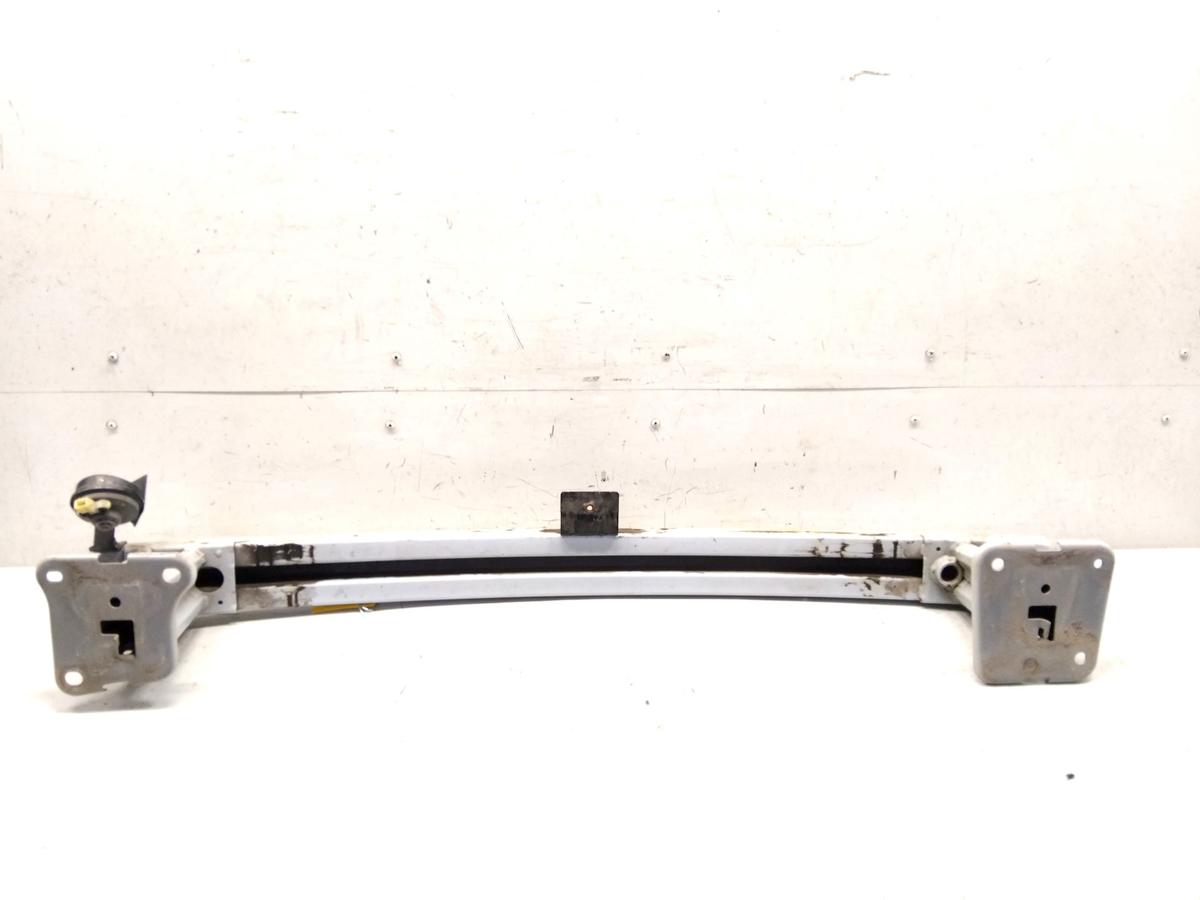 Renault Trafic 3 original Träger Verstärkung Stoßfänger Stoßstange vorn Bj.2021