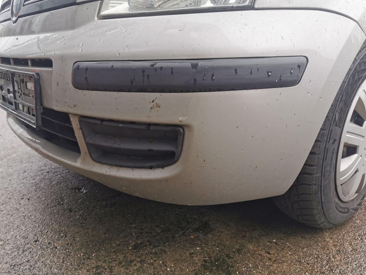 Fiat Panda 169 Stossfänger Stossstange Bumper vorn 647 Grigio Steel Metallic