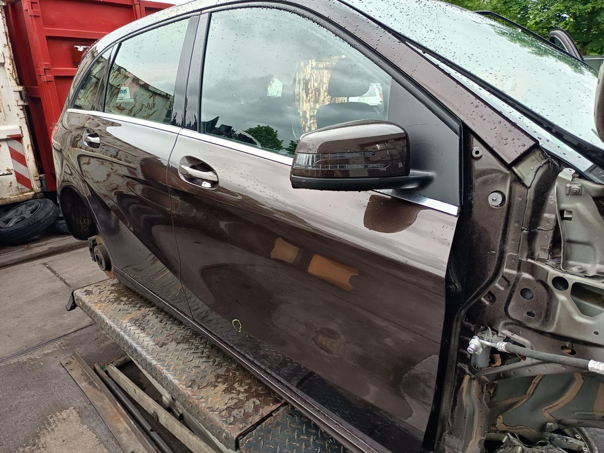 Mercedes W246 original T&uuml;r vorn rechts Beifahrer Rohbau 990 Orientbraun Bj 2014