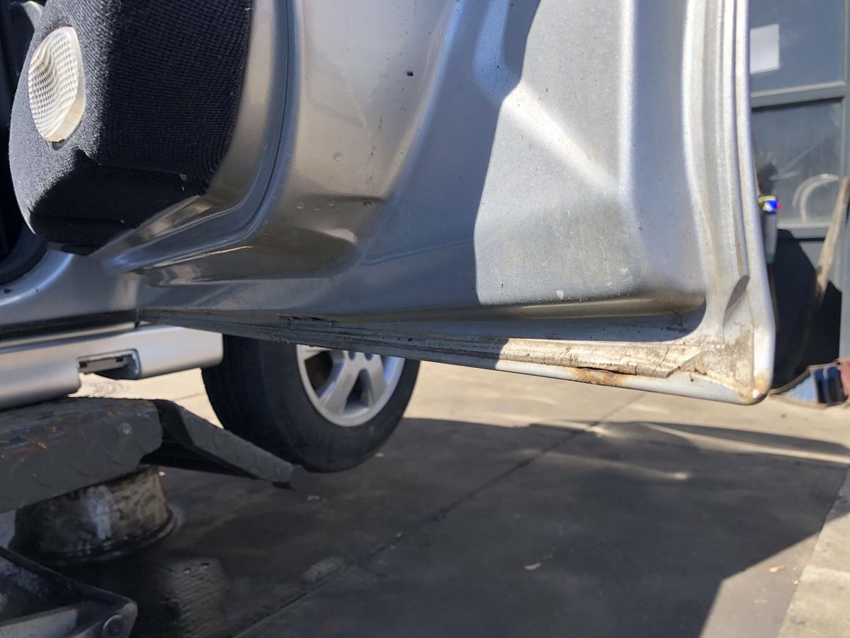 Opel Vectra B Caravan original Tür vorn rechts Beifahrer L147 Starsilber Bj 2001