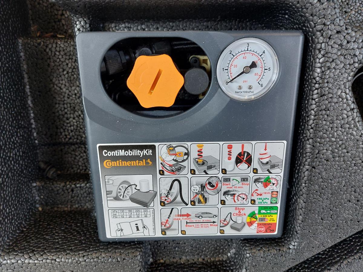 Nissan Qashqai J11 Schaumstoffeinleger Kofferraum Reserveradmulde