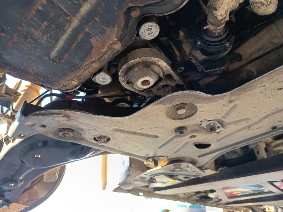 Renault Espace IV original Vorderachstr&auml;ger Aggregat 2,0l 127kW Diesel Bj 2010