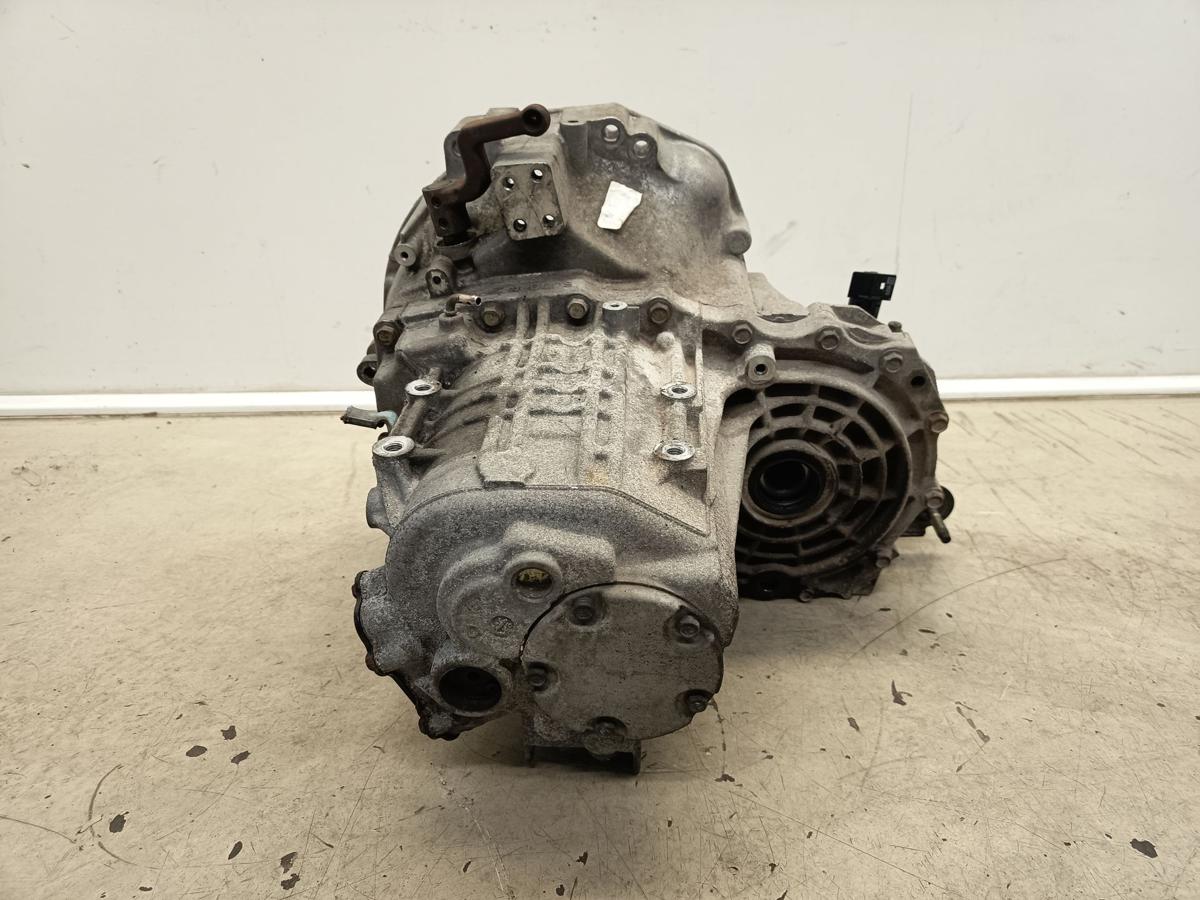Nissan Almera Tino original Schaltgetriebe 5 Gang 1.8l 84kW Benzin Bj 2001