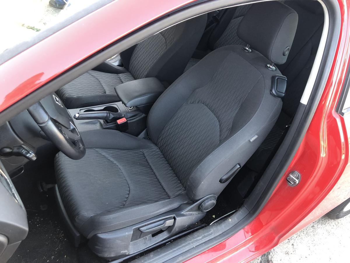 Seat Leon 5F Sitz vorn links Fahrersitz nur f&uuml;r 3 t&uuml;rer Heizung Stoffsitz