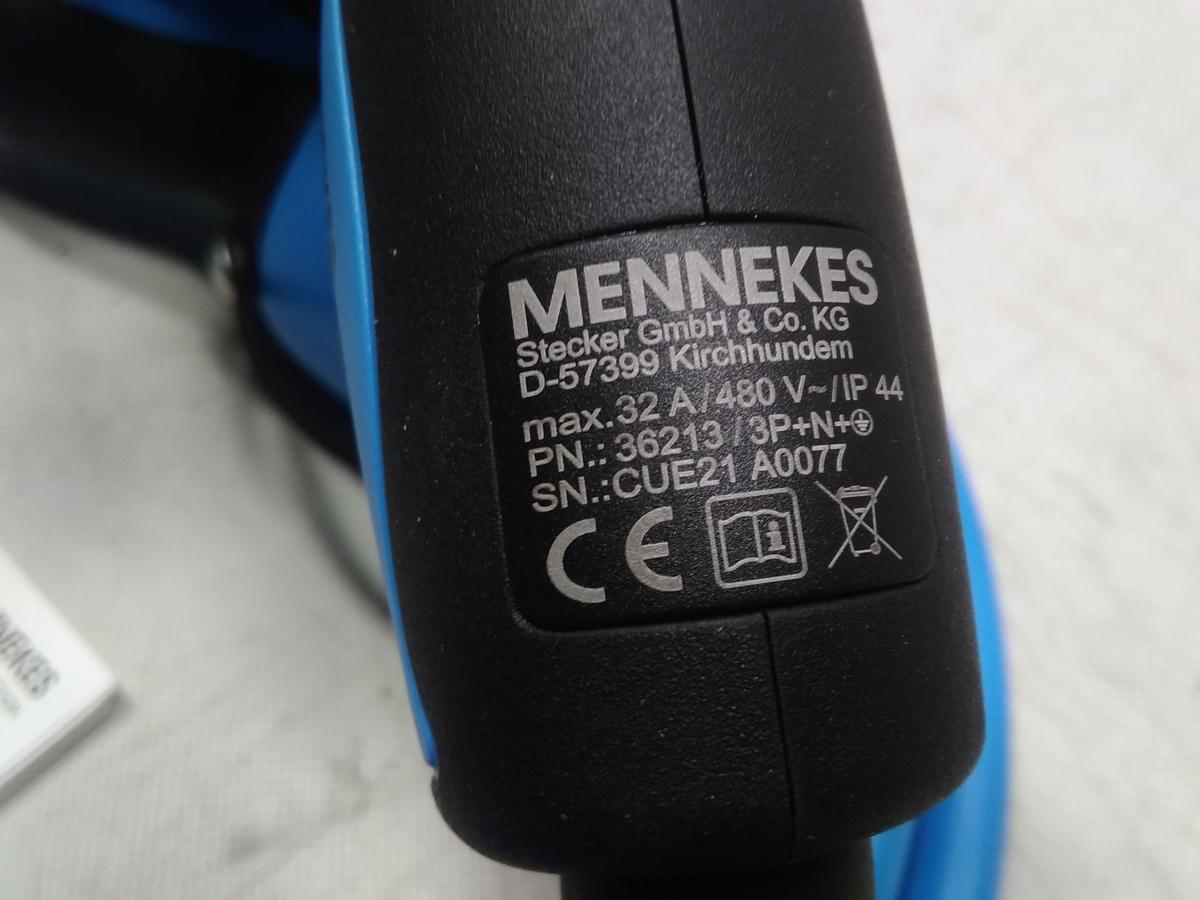 Tesla Model Y Ladekabel 4 Meter 1039810-01-A Menekes 36213/3P+N
