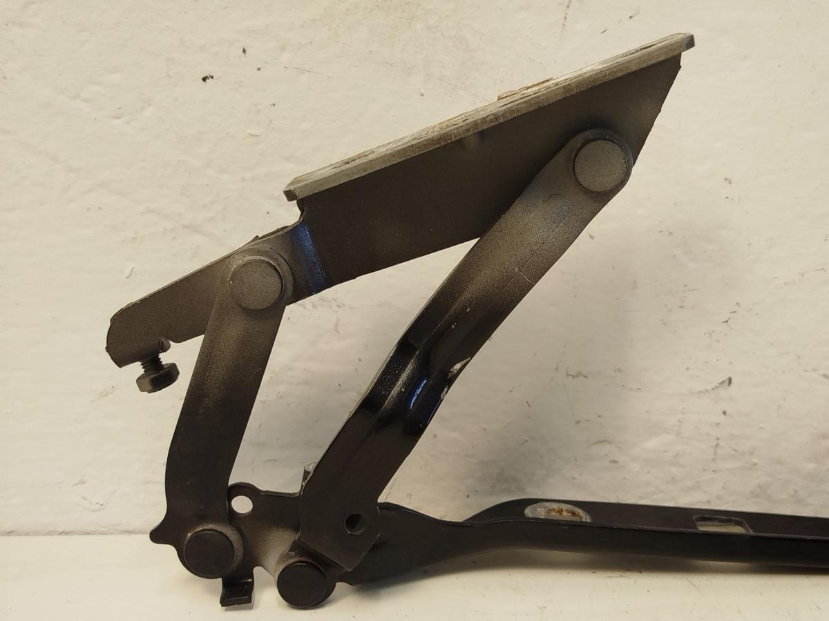 VW Golf V 5 1K Satz Haubenscharniere Scharnier Haube Frontklappe links rechts