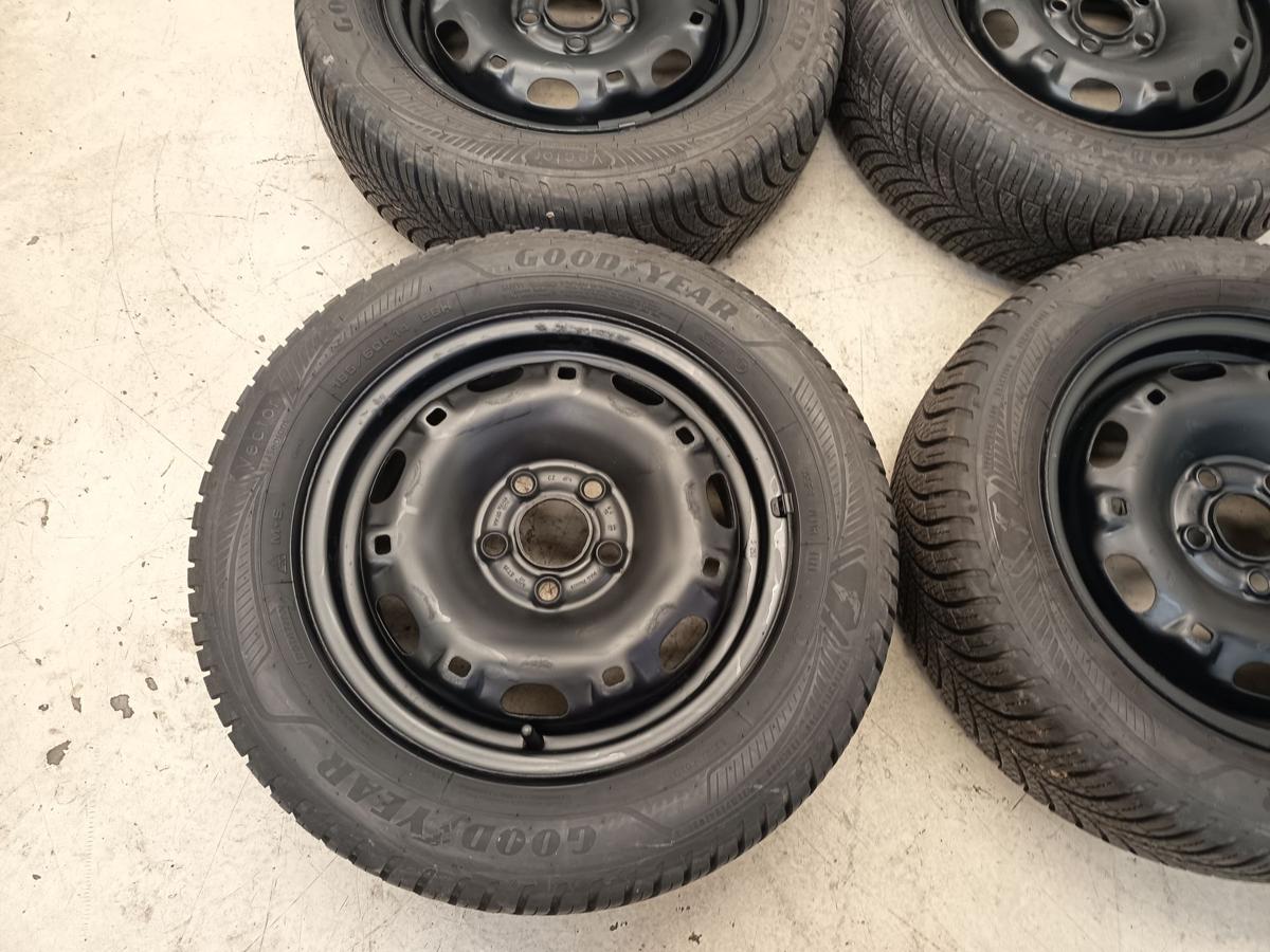 Skoda Fabia orig Satz Stahlfelgen 5x14 ET35 mit Reifen 185/60R14 86H Bj 2012