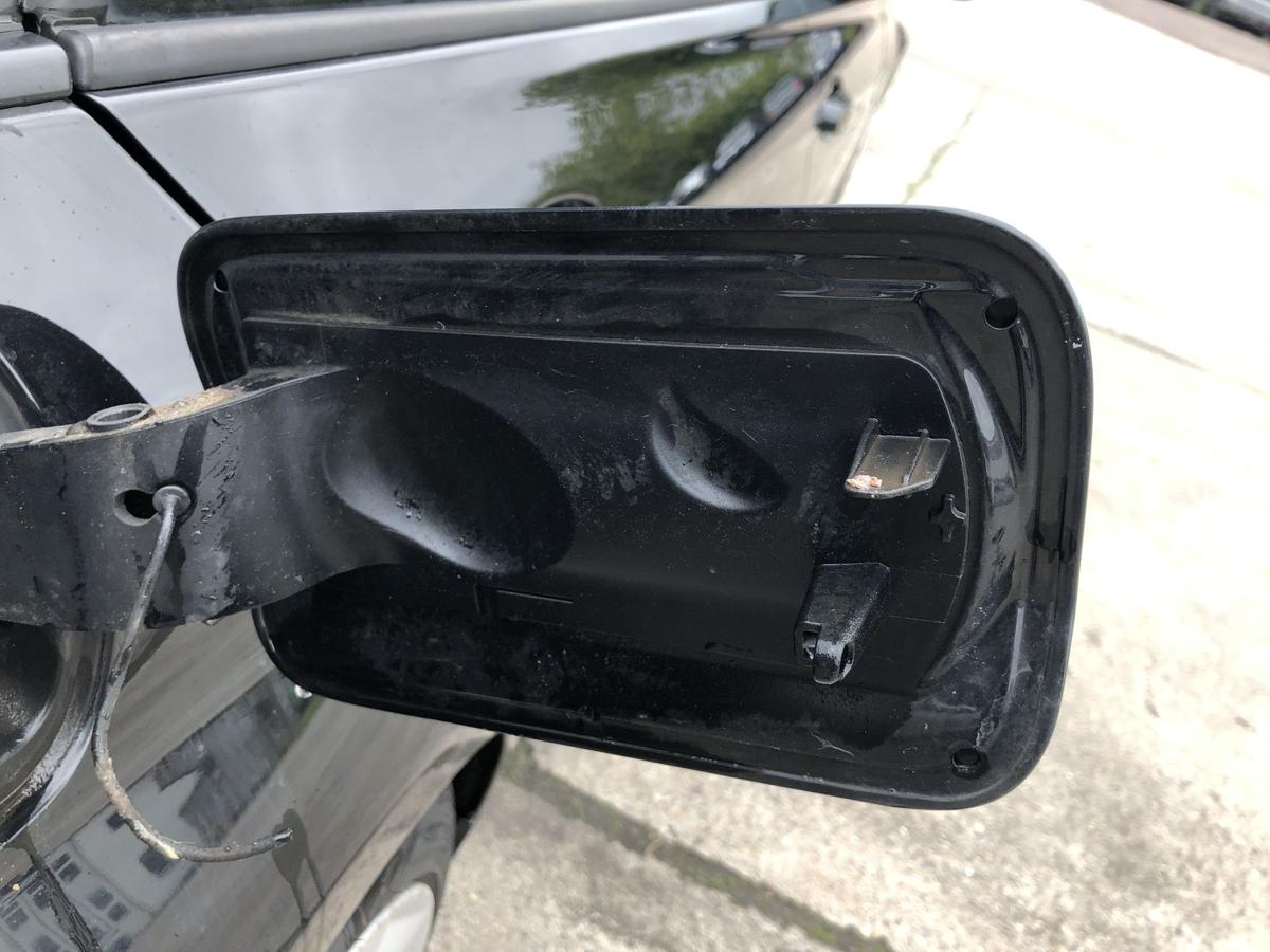 BMW 3er F31 Sportline Tankdeckel Tankklappe Tankverschluss 668 SCHWARZ II