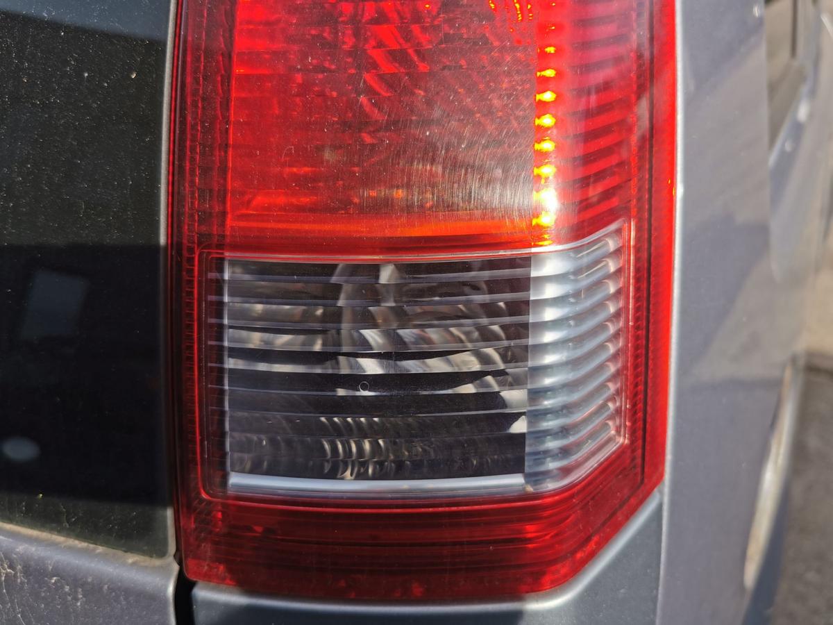 Opel Meriva A Rückleuchte Schlussleuchte Rücklicht hinten rechts TEXT BILDER