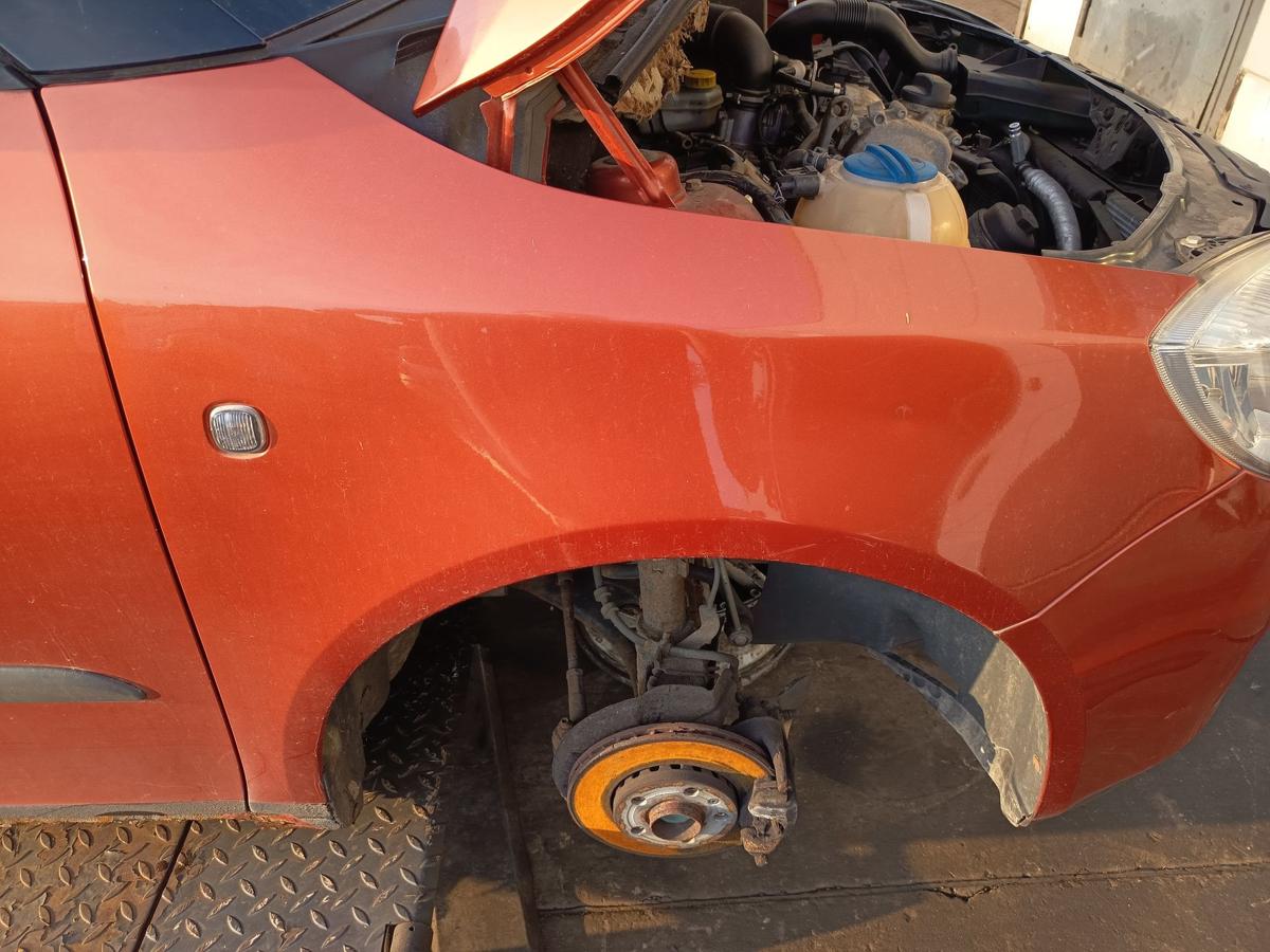 Skoda Fabia II 5J original Kotfl&uuml;gel rechts LF3H Orange Baujahr 2007