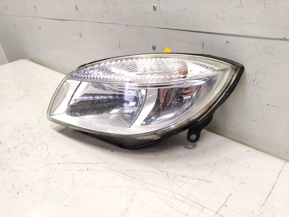 Skoda Fabia 2 5J original Scheinwerfer links Hella Halogen mit LWR Bj.2008 ! M&auml;ngel !