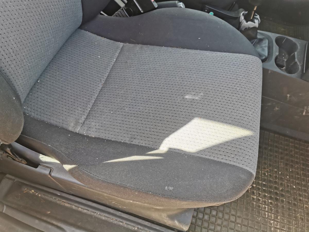 Opel Meriva A Beifahrersitz Autositz Sitz Stoffsitz vorn rechts Stoff