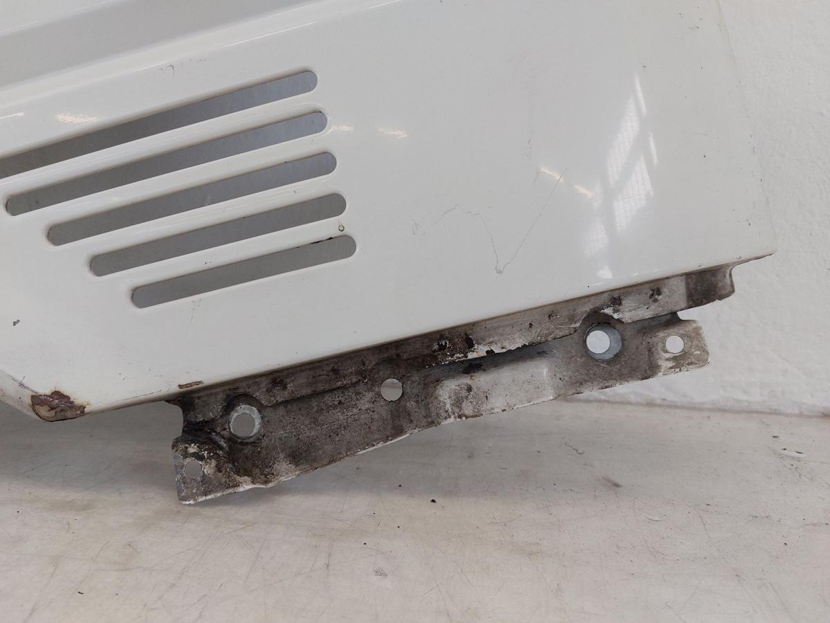 VW T4 Caravelle Kotflügel vorn rechts Fahrerseite kurze Front Delle weiss ab96