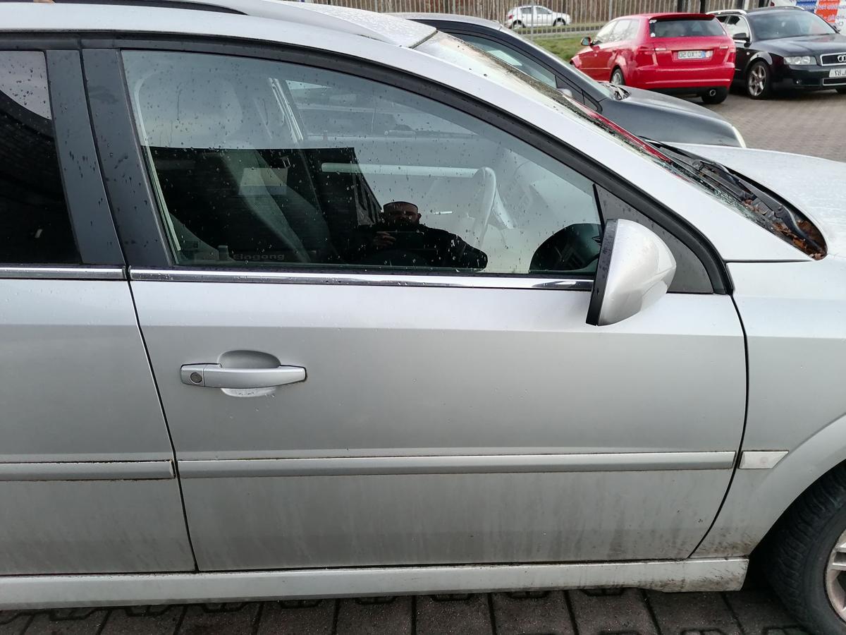 Vectra C Caravan Rohtür vorn rechts Beifahrertür BJ03-05