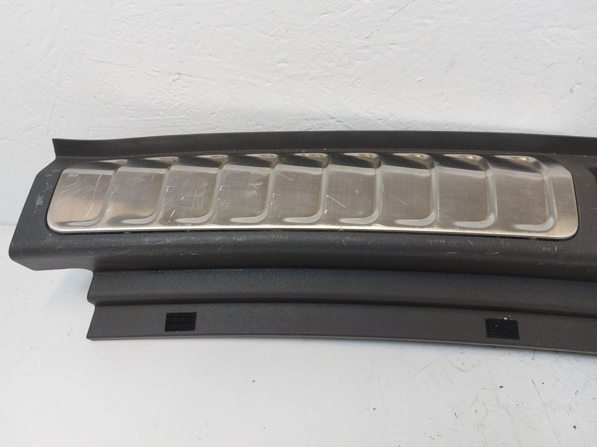 NIO ET7 Elektro Verkleidung Ladekante Ladekantenverkleidung