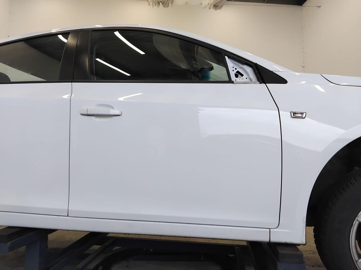 Chevrolet Cruze J300 T&uuml;r vorn rechts Beifahrert&uuml;r weiss 4-t&uuml;rig Limousine BJ2011