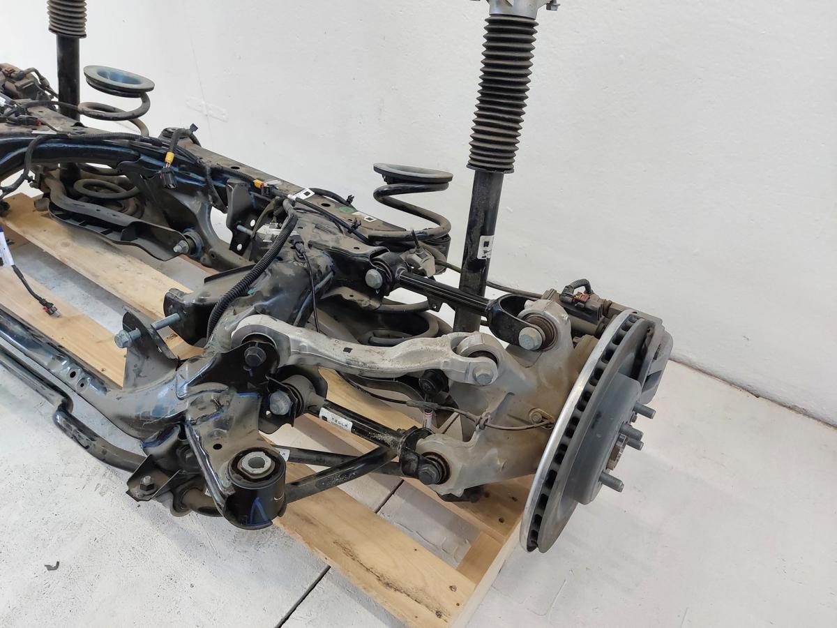 Tesla Model Y Dualmotor Hinterachse komplett Allrad Bremsanlage Hinterachstr&auml;ger