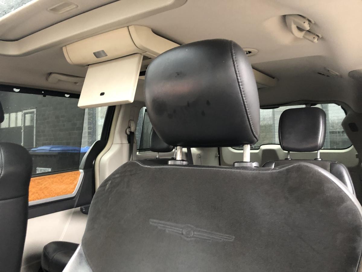 Chrysler Grand Voyager RT Sitz vorn links Leder Alcantara Fahrersitz schwarz