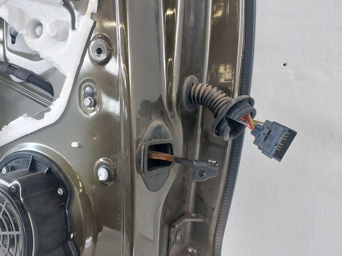 Peugeot 3008 I Typ 0U T&uuml;r hinten links Fondt&uuml;r im Rohbau KDK Hickory Braun