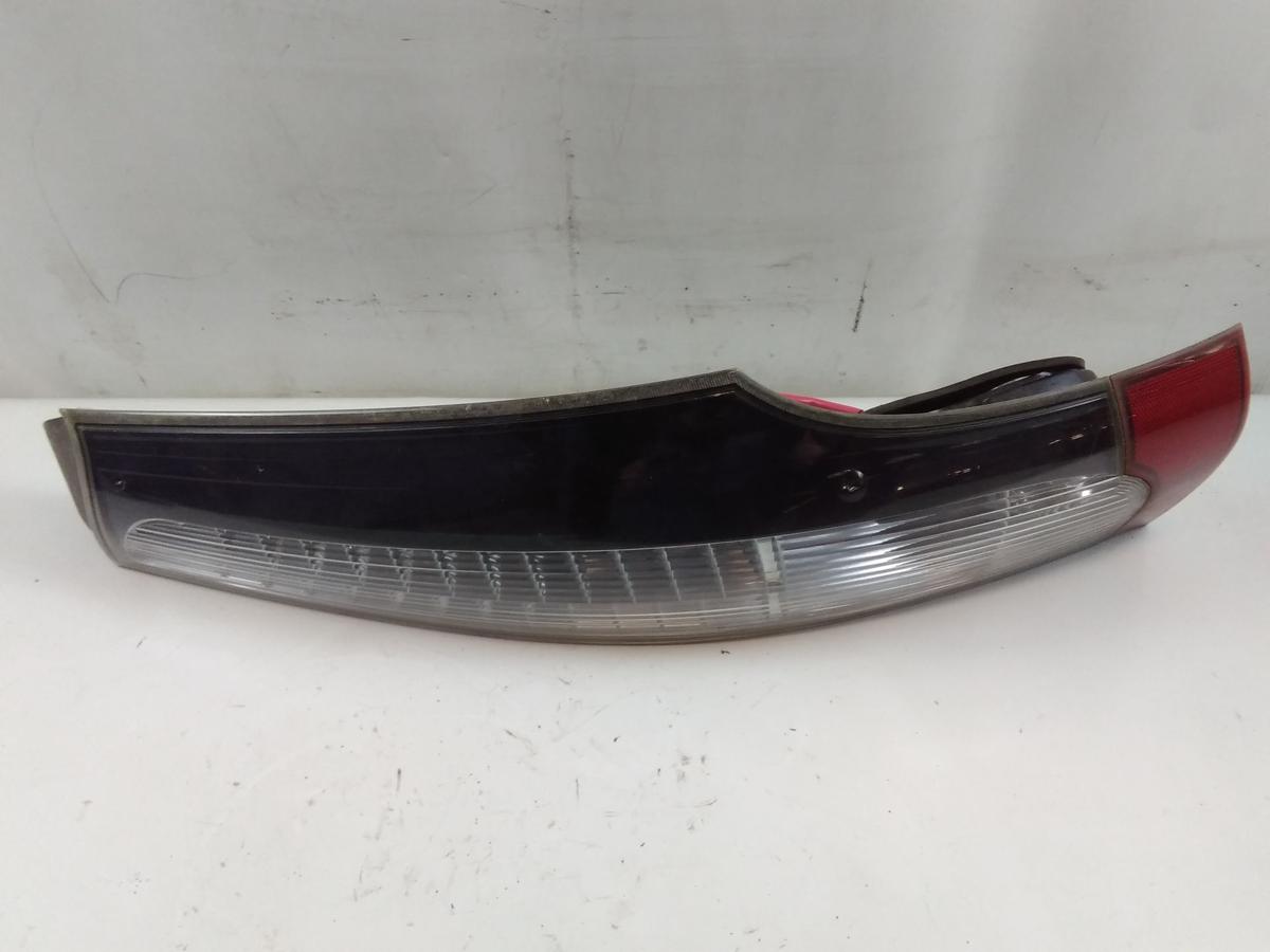 Mitsubishi Grandis original Rückleuchte Heckleuchte rechts teil LED Bj.2008
