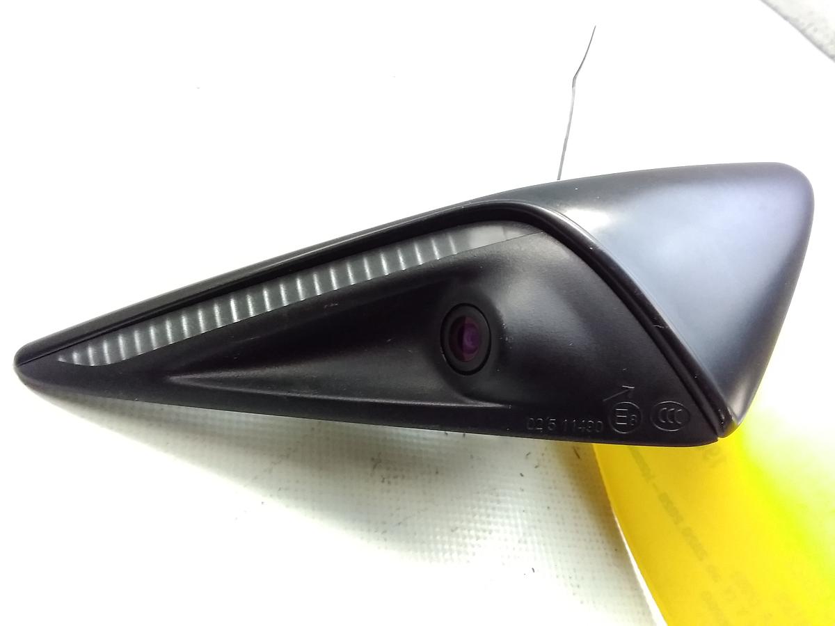 Tesla Model Y original Kamera mit Blinker Kotfl&uuml;gel vorn rechts 1495865-20-D