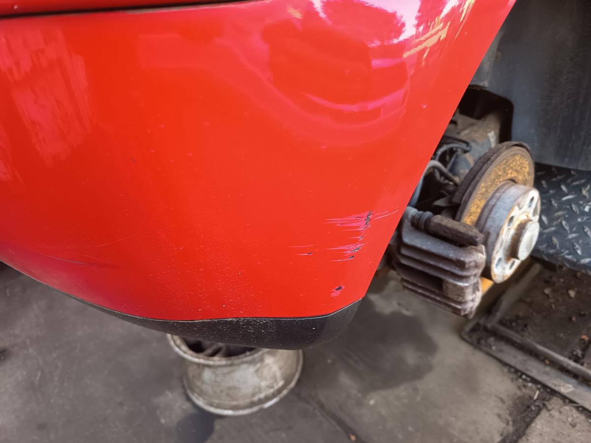 VW Polo 9N3 original Stoßstange Fänger hinten/Heck P3G Flashrot Bj 2006