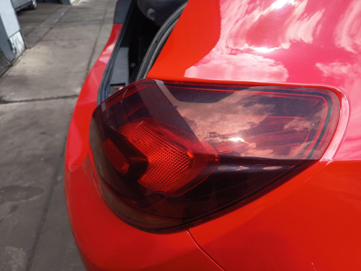 Opel Astra J Limousine R&uuml;ckleuchte rechts Heck Schluss Licht 3/5t&uuml;rer Bj 2010