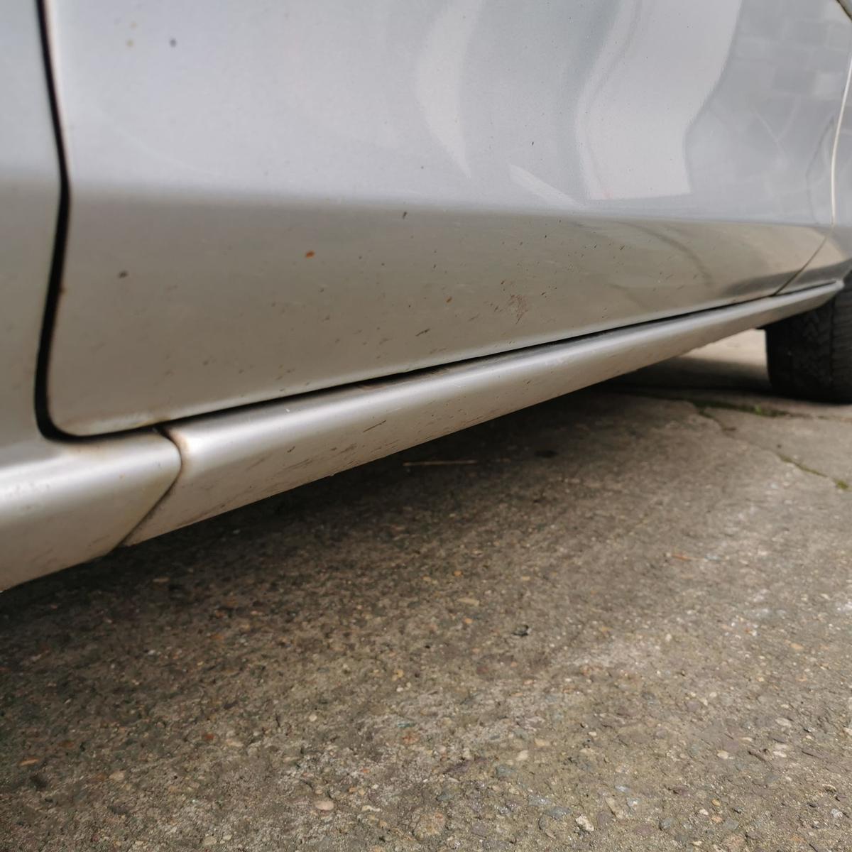 Mazda 2 DY Fahrertür Tür Autotür Rohbautür vorn links 20N Moondust silver TEXT
