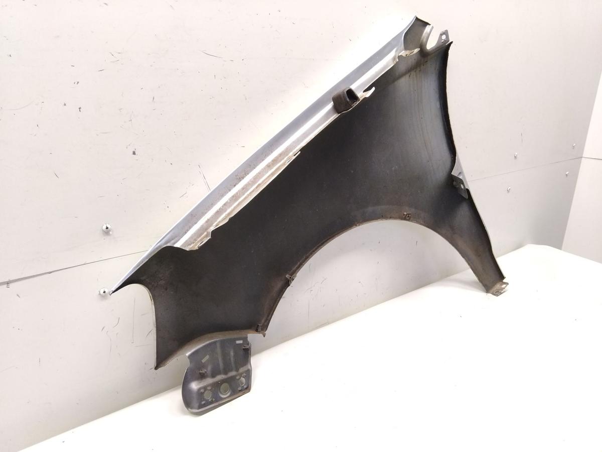 VW Polo 9N3 original Kotfl&uuml;gel vorn rechts LA7W reflexsilbermetallic BJ2007