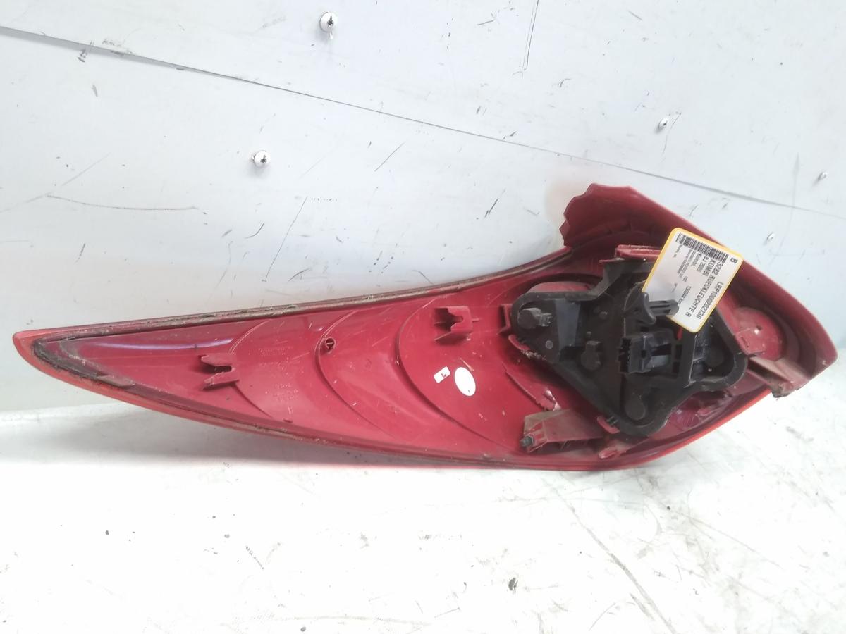 Peugeot 207 SW original R&uuml;ckleuchte Heckleuchte Schlussleuchte rechts rot BJ2009