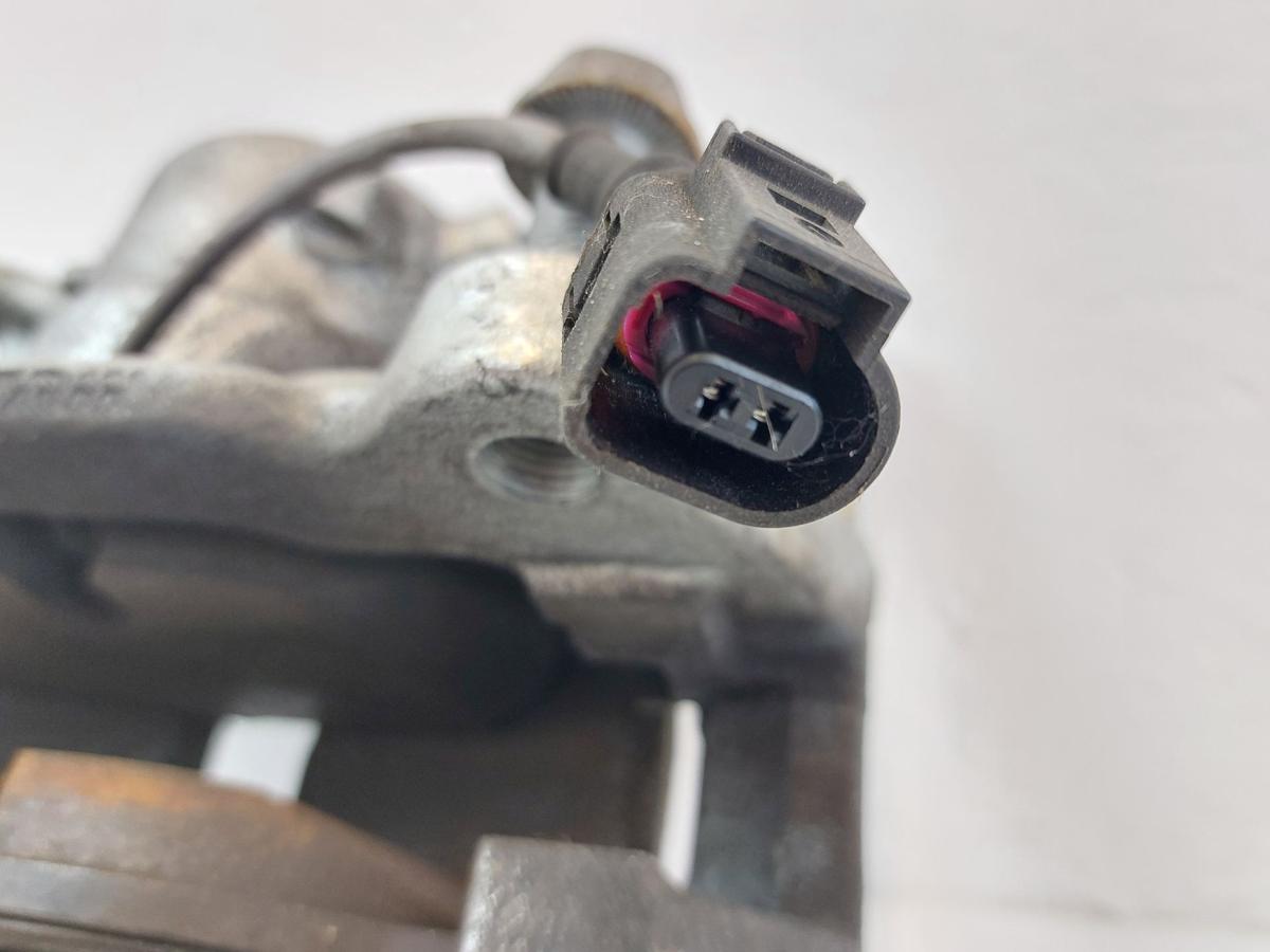 Audi Q2 Typ AG TRW Bremssattel vorn rechts Sattel für Bremse 288x25 TRW OEM