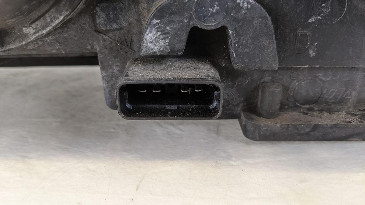 Renault Laguna 2 01-05 Kombi Scheinwerfer rechts OE 8200002847