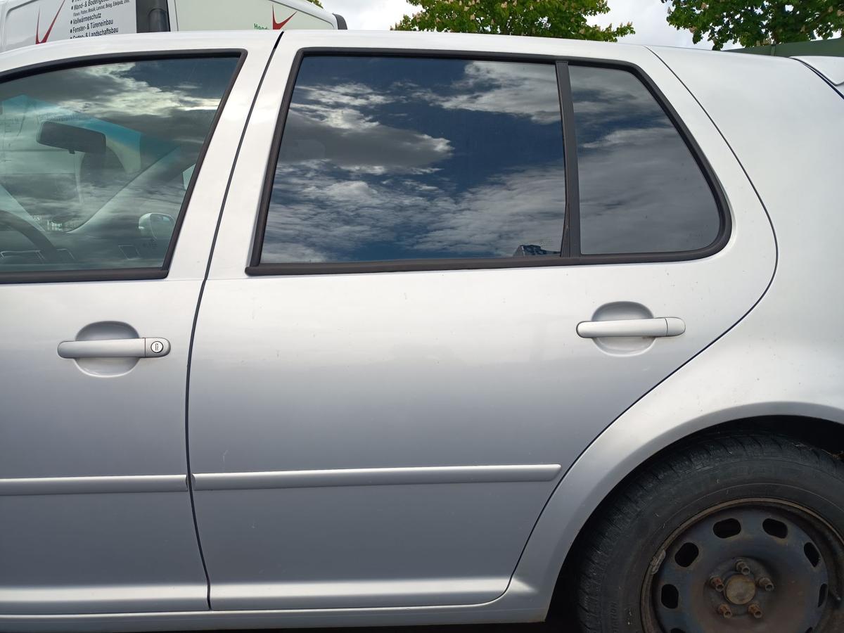 VW Golf IV original T&uuml;r hinten links LB7Z Satinsilber Baujahr 2000