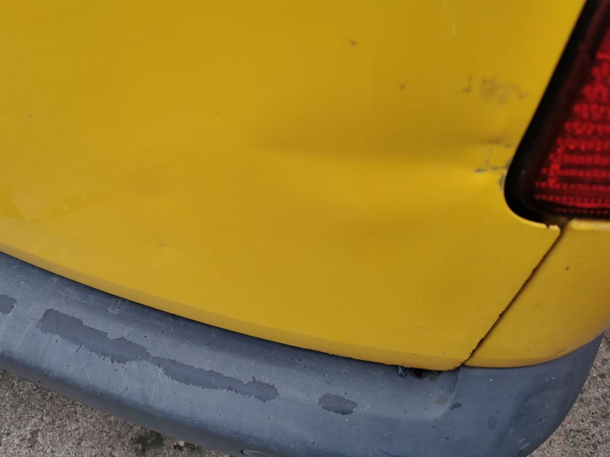 VW Caddy 2K Heckklappe Klappe Deckel hinten mit Scheibe ginstergelb R132 TEXT