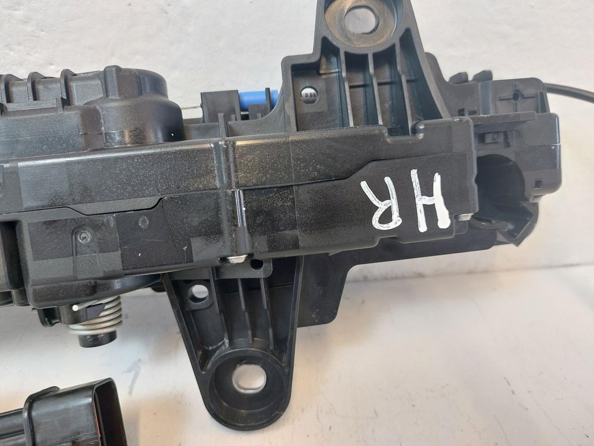 NIO ET7 Elektro Türgriff hinten rechts Außengriff Tür ausfahrbar beleuchtet