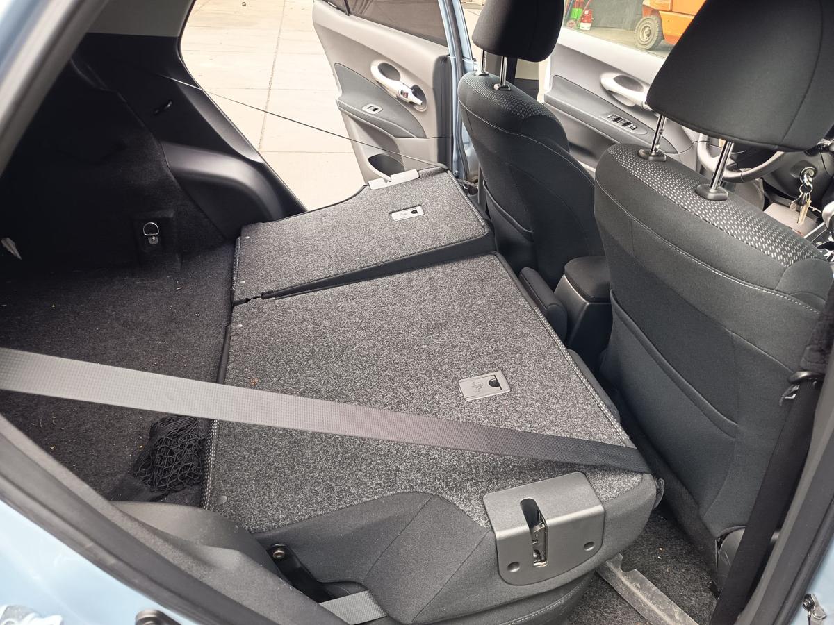 Toyota Auris E15 original R&uuml;cksitzbank Stoff anthrazit/schwarz Bj 2011