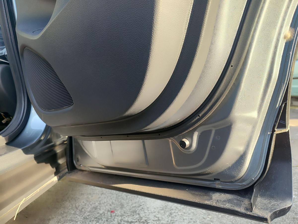 Mitsubishi Eclipse Cross original T&uuml;r hinten rechts Titanium grau metallic U17