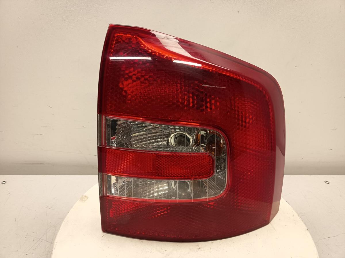 Skoda Octavia 1Z Kombi original R&uuml;ckleuchte rechts vor Facelift Bj 2007