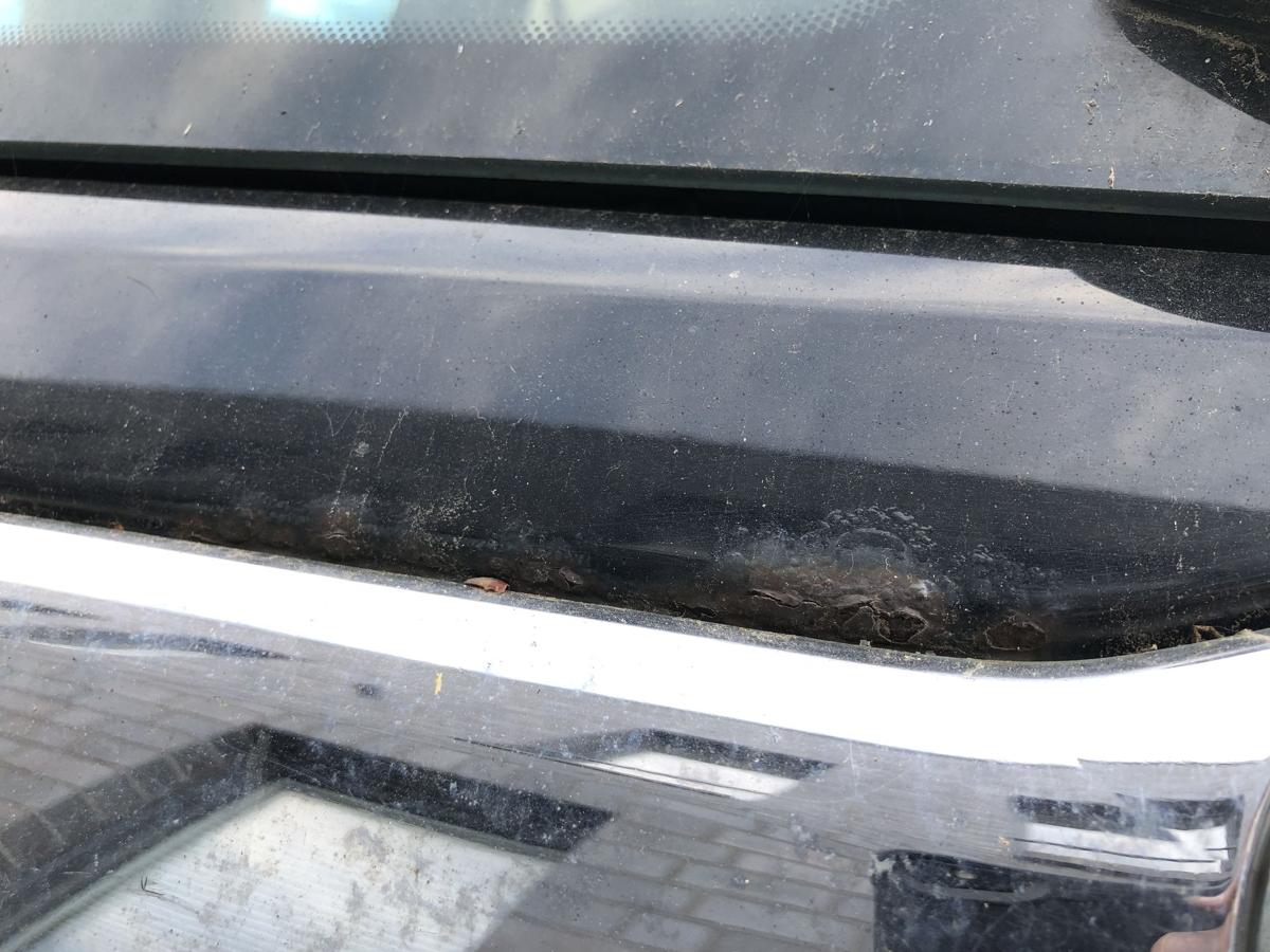 Mazda Tribute EP ab 2004 Heckklappe mit Scheibe Kofferklappe im Rohbau Rost