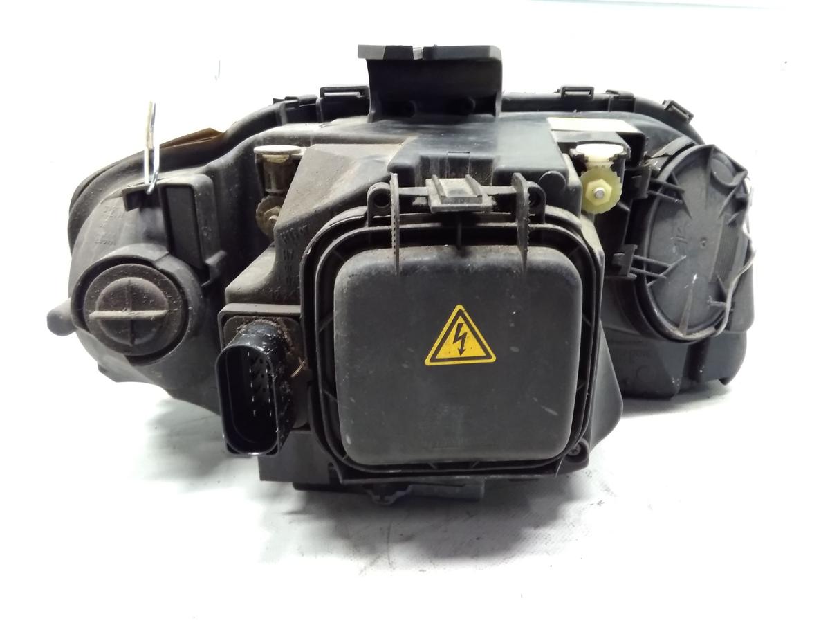 Audi A3 8P original Scheinwerfer vorn links Xenon 8P0941003D BJ2003