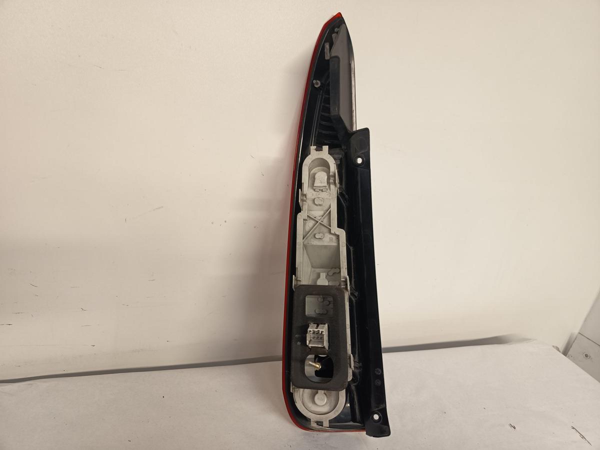 Ford Fusion JU2 original Rück/Heck/Schlussleuchte rechts 6N11-13404 A Bj 2006