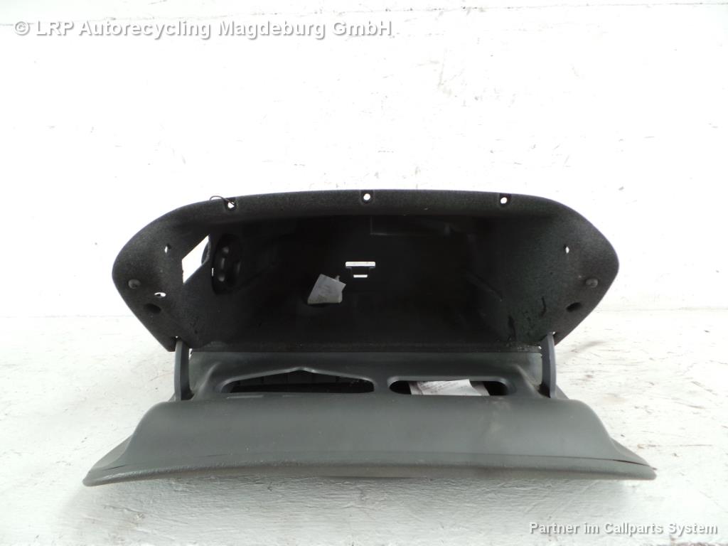 Citroen C5 Fließheck Bj.03 Handschuhfach Handschuhkasten 9632612977