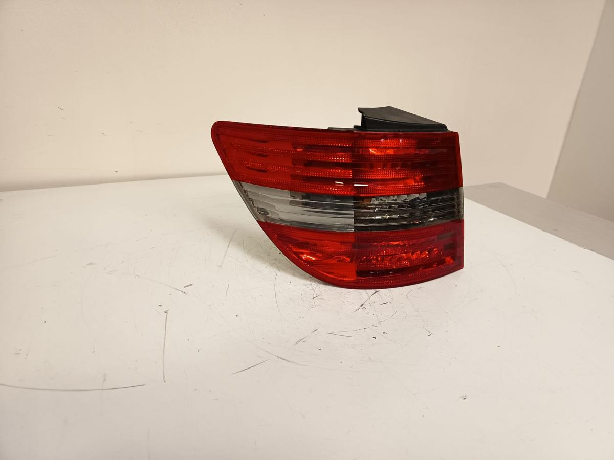 Mercedes B-Klasse W245 orig Rückleuchte links außen Bj 2009