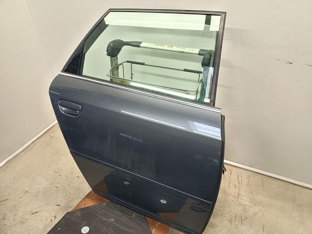 Audi A6 4B Kombi orig T&uuml;r hinten rechts LX7Z Delfingrau Metallic Baujahr 2003